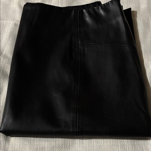 LJYH Dresses & Skirts - Chic Black Pencil Skirt